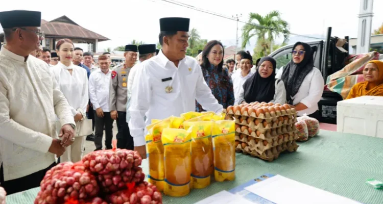 Yulius Selvanus blusukan