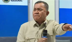 Letjen TNI (Purn) Lodewyk Pusung