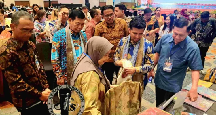 Wagub Jatim, Emil Dardak dalam kegiatan misi dagang di Manado, memuji potensi alam Sulawesi Utara.(Foto: dok. JIPS)