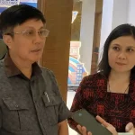 Sekda Minut Novly Wowiling didampingi Kepala BKAD Minut Carla Sigarlaki, mengklarifikasi perihal dana CSR BSG yang diberikan untuk Pemkab Minut.