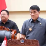 Gubernur Sulut, Yulius Selvanus, dalam Rapat Paripurna DPRD Sulut, Selasa (23/6/2026).(Foto: dok. Diskominfo Sulut)