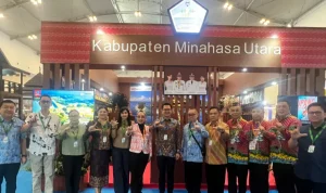 Sekjend APKASI sekaligus Bupati Minut Joune Ganda bersama pimpinan OPD Pemkab Minut, pada hari kedua pelaksanaan kegiatan APKASI Otonomi Expo 2026 di ICE BSD Tanggerang, Jumat (28/8/2026).(foto: VivaSulut) Sekjend APKASI sekaligus Bupati Minut Joune Ganda bersama pimpinan OPD Pemkab Minut, pada hari kedua pelaksanaan kegiatan APKASI Otonomi Expo 2026 di ICE BSD Tanggerang, Jumat (28/8/2026).(foto: VivaSulut)
