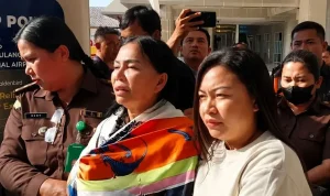 Vonny Panambunan tiba di Bandara Sam Ratulangi Manado, Senin (31/8/2026) setelah ditangkap di Timika terkait penanganan kasus pengadaan lahan RSUD Maria Walanda Maramis. Vonny Panambunan tiba di Bandara Sam Ratulangi Manado, Senin (31/8/2026) setelah ditangkap di Timika terkait penanganan kasus pengadaan lahan RSUD Maria Walanda Maramis.