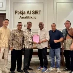 Ketua Pokja A Sapto Anggoro serahkan hasil ke Ketua PANDI Isnawan Aslam.