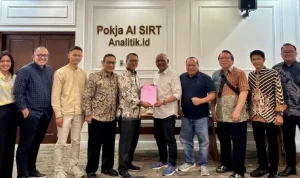 Ketua Pokja A Sapto Anggoro serahkan hasil ke Ketua PANDI Isnawan Aslam.