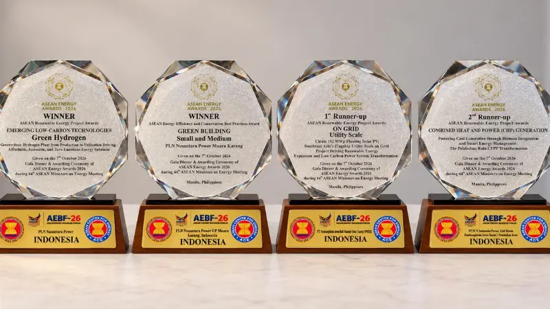 PT PLN (Persero) melalui PLN Nusantara Power dan PLN Indonesia Power meraih empat penghargaan ASEAN Energy Awards 2026 di Manila, Filipina. Penghargaan ini diraih melalui inovasi hidrogen hijau, gedung hemat energi, PLTS Terapung Cirata, serta integrasi biomassa dan smart energy management. Capaian ini memperkuat komitmen PLN Group dalam mendorong energi bersih dan transisi energi berkelanjutan.
